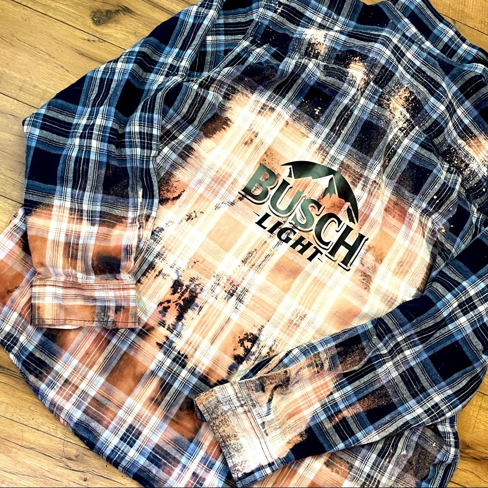 🍻One of a kind Busch light Mens 3XL flannel🍻 - Picture 2 of 7
